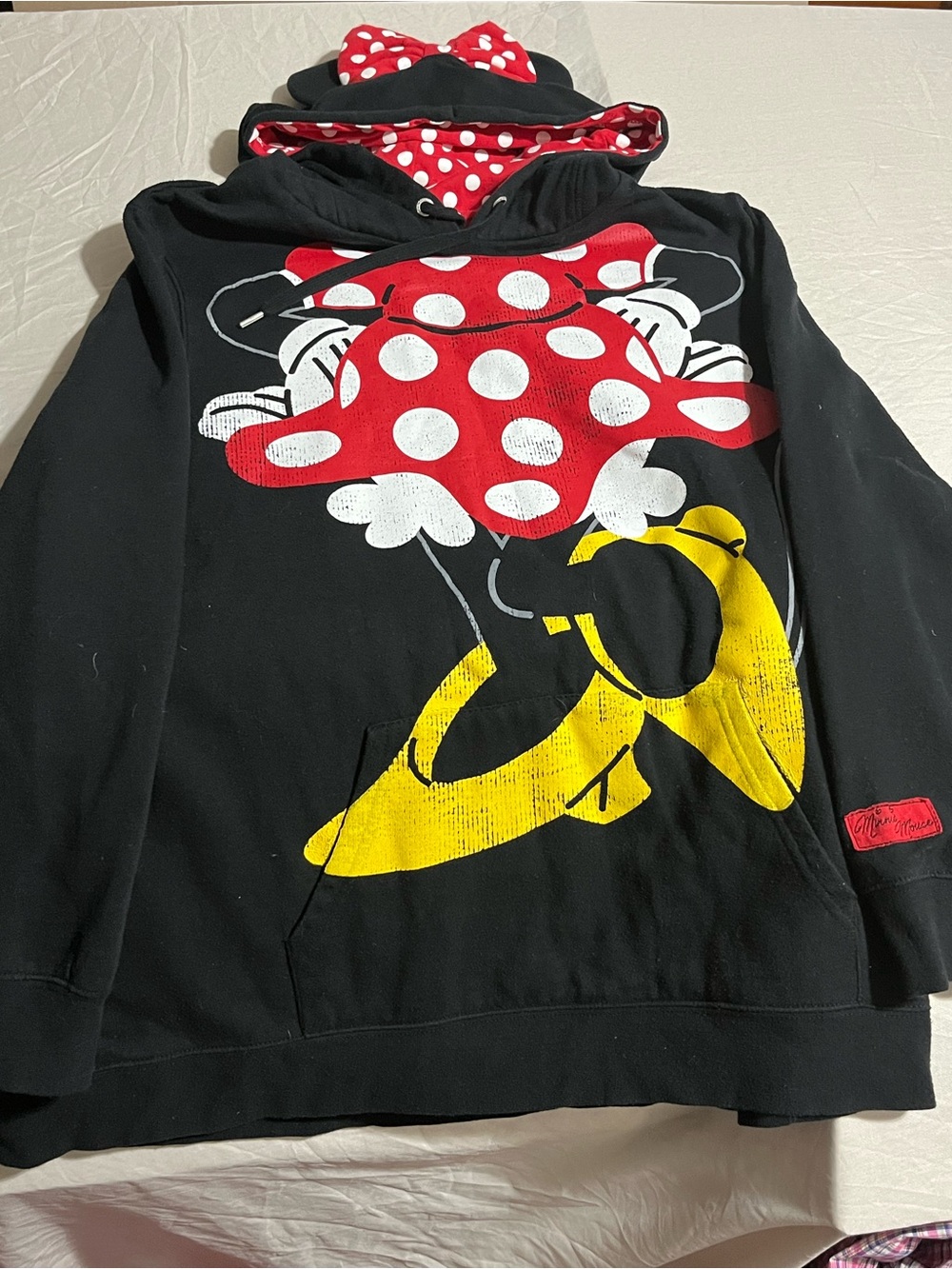 Disney Minnie Mouse Black Hoodie with Red Polka-Dot Bow Women’s Size 2X